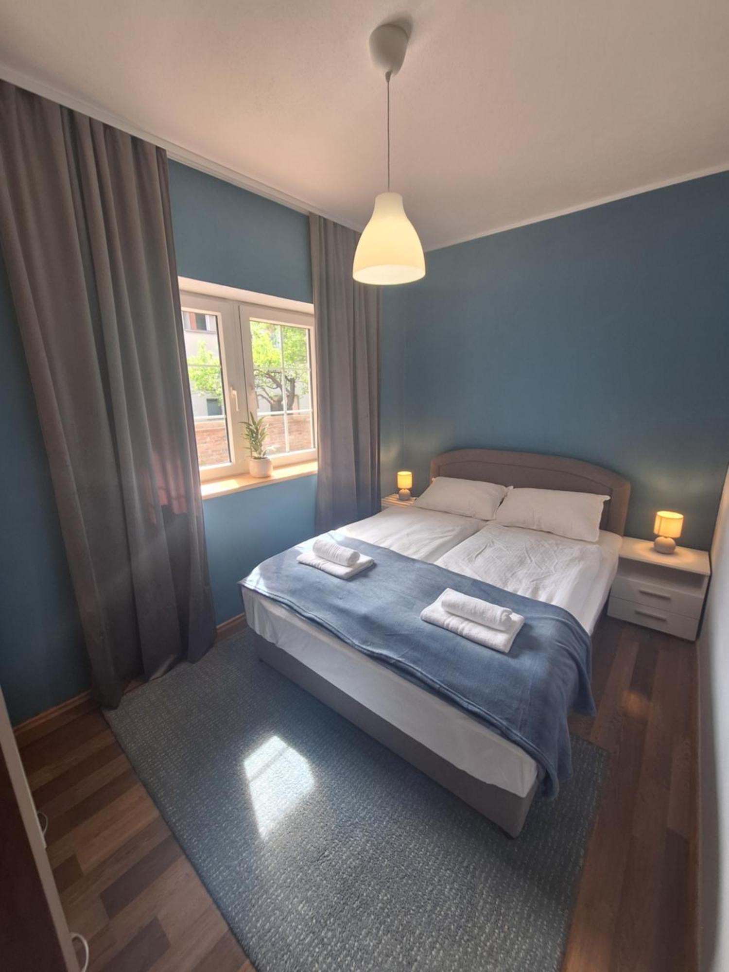 Apartman Lilium Книн Екстериор снимка